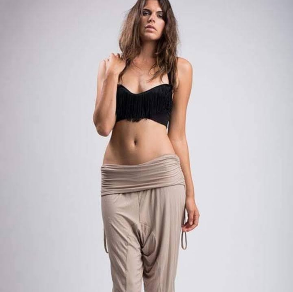 Kucoon designs yoga pants